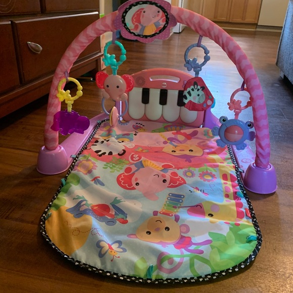 Fisher-Price Piano Gym Playmat - Picture 2 of 5